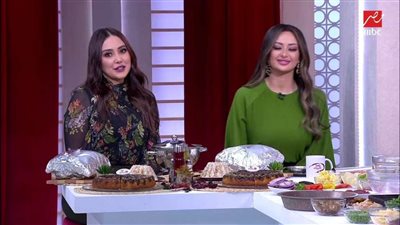 شاهد.. تنويم مغناطيسي لبثينة توكل على الهواء