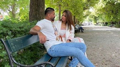 رومانسية خالد سليم وزوجته تبهر رواد السوشيال ميديا