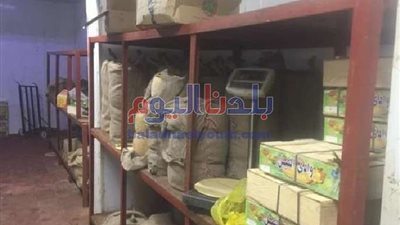 تكثيف الحملات الرقابية على المحلات وأماكن تخزين الأغذية والمنظفات بالشرقية