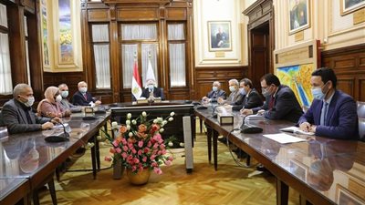 حوالي 5 آلاف للطن.. وزير الزراعة: الفلاح المصري هو حياتنا ونقدم له كل الشكر 