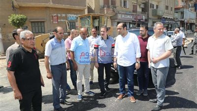 محافظ المنوفية يفحص شكاوى المواطنين خلال اللقاء اليومى ويوجه بحلها فوراً