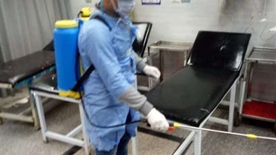 تعقيم وتطهير مستشفى بنها الجامعي لمواجهة كورونا