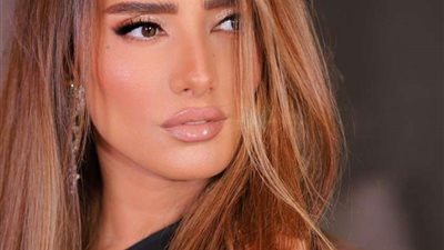 420 دقيقة.. أول عمل يجمع بين زينة والمخرج هاني خليفة 