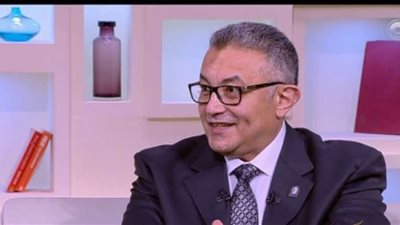 طبيب يكشف حقيقة إصابة متعافي كورونا بالعقم