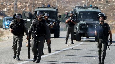 مقتل فلسطيني وإصابة 6 آخرين بمواجهات جنوبي الضفة الغربية