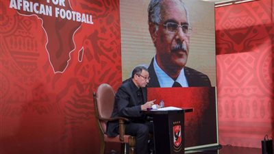 مفاجأة ..  الخطيب يكشف تفاصيل المكالمة مع هاني أبو ريدة وجمال علام بشأن نهائي دوري الأبطال