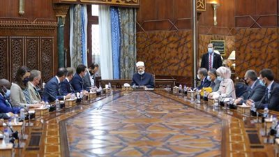 الأزهر يوضح حقيقة تعيين 16 ألف معلم