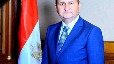 وزراء التعليم والتموين والهجرة يتقدمون المشاركين في عزاء المهندس عمرو نصار