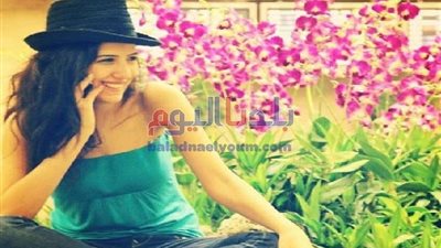 بإطلالة كلاسيكية.. مي عمر تشعل إنستجرام