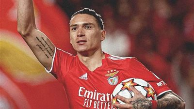 رسمياً.. ليفربول يعلن التعاقد مع نونيز