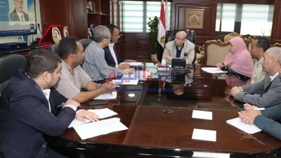 محافظ بني سويف يعقد اللقاء المفتوح  لبحث شكاوى المواطنين