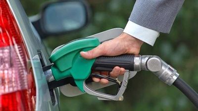 انخفاض أسعار المواد البترولية بهذه النسبة.. تفاصيل