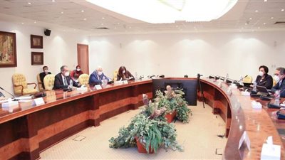 خط ساخن لتلقي شكاوى واستفسارات العاملين بالقطاع السياحي