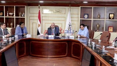 بحضور ممثلي الشعب.. مناقشة عدد من المشكلات في القطاعات الحيوية ببني سويف