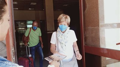 محافظ مطروح: استمرار تدفق السياحة الأجنبية مع تذليل كافة العقبات