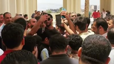 محمد رمضان يشارك متابعيه فيديو من الأردن بعد صلاة الجمعة.. لهذا السبب