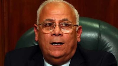 بعد إصابة 710 مواطن بكورونا.. محافظ بورسعيد يكشف حقيقة عزل المحافظة