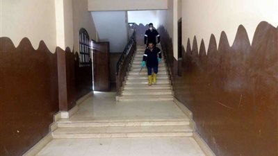 مياه سوهاج: تطهير وتعقيم جميع الطرق الرئيسية بالمدينة وعدد من المصالح الحكومية