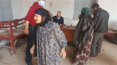 مبادرة لمساعدة كبار السن لصرف المعاش بكفر شكر