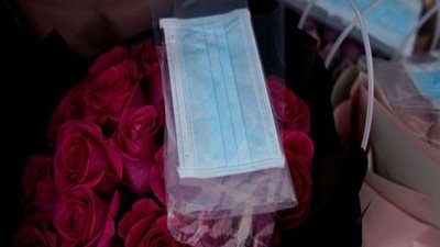 جامعة بنى سويف: تصنيع 20 ألف ماسك للأطقم الطبية والعاملين لمواجهة كورونا