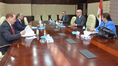 الحكومة تبحث آليات توزيع النسبة المقررة من عوائد قانون التصالح