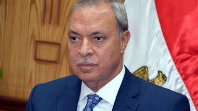 مد العمل في منافذ تسليم شرائح التابلت لطلاب الصف الأول الثانوي بالقليوبية