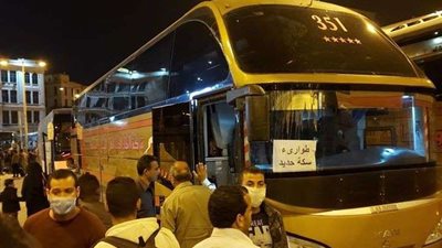 وزير النقل يتابع نقل ركاب قطاري 987 و 983 القادمين من الأقصر وأسوان للقاهرة