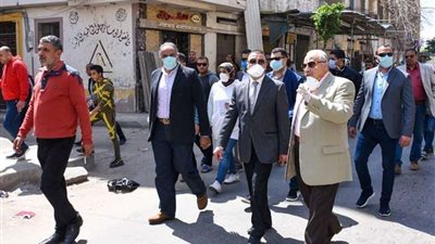 محافظ الإسكندرية يقوم بجولة مفاجئة للأسواق الأسبوعية