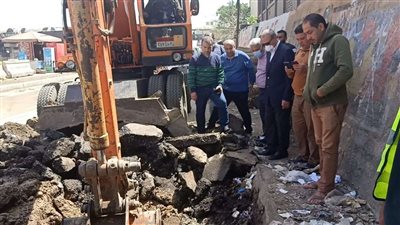 محافظ القليوبية يشن حملة لرفع الإشغالات والقمامة بشبرا الخيمة