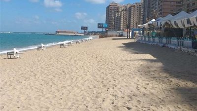 إغلاق شاطئ مدينة دمياط الجديدة لمنع تجمعات المصطافين
