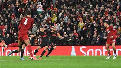 نجم أتلتيكو مدريد يسخر من ليفربول.. 