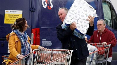 بالفيديو| بريطانيا تبني ثلاجة موتى جديدة بالقرب من مدرسة شرق لندن