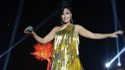 بتحبها من أيام 