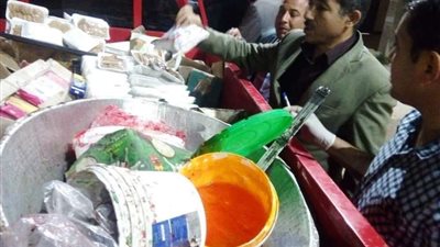 تحرير 74 محضرًا تموينيًا متنوعًا وضبط مصنع عصائر مجهولة المصدر بسوهاج