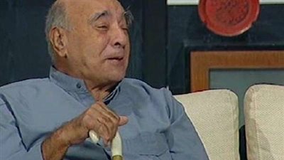 صوت ضخم وحواجب شيطانية وألقى خطبة الجمعة رغم إنه مسيحي.. تعرف على أبرز محطات يوسف داوود في ذكرى وفاته