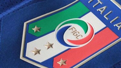 أندية الدوري الإيطالي توافق على تعليق رواتب اللاعبين والمدربين