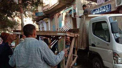 فض سوق مخالف بقرية شبلنجة ببنها