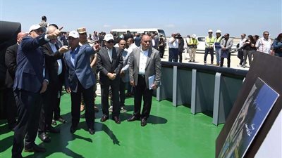 رئيس الوزراء يصل الغربية لتفقد مشروعات حياة كريمة