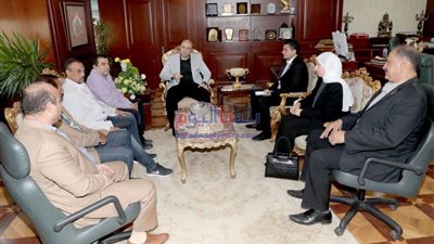 محافظ بني سويف يؤكد دعم كافة جهود الاتحاد الرياضي للجهاز الإداري
