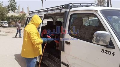 استمرار أعمال التطهير للطرق والمنشآت الحكومية ودور العبادة بسوهاج 