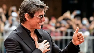 عودة توم كروز من كوريا بعد الترويج لأحدث أفلامه Top Gun:Maverick(صور)
