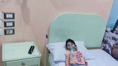 والد الطفلة رقية: ننتظر إجراء التحليل الفيروسي ووصول الحقنة من أمريكا