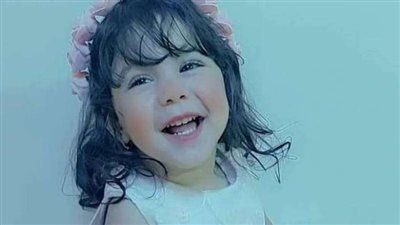 «بتخيلها بتروح الحضانة»..انهيار وبكاء والدة رقية بعد جمع الـ 40 مليون