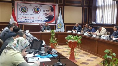 الطلاب المكفوفين بجامعة دمنهور يشيدون بالتعليم عن يعبد