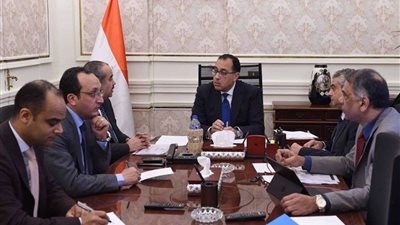 الحكومة تحدد موقف تمديد حظر التجوال في مصر