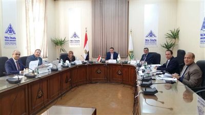 لجنة قيادات جامعة بنها تستقبل المتقدمين للوظائف القيادية