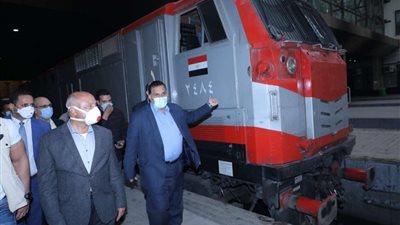 وزير النقل يوجه باستمرار اتخاذ الإجراءات الاحترازية لمواجهة كورونا