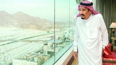 في اتصال هاتفي.. الملك سلمان يستعرض مع ترامب وبوتين أسعار النفط العالمية