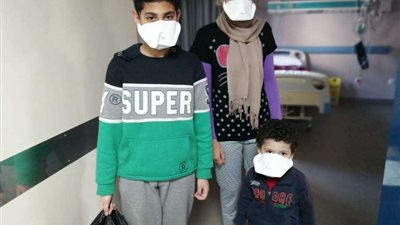خروج 11 متعافيا بينهم 3 أشقاء من مستشفى العزل بقها