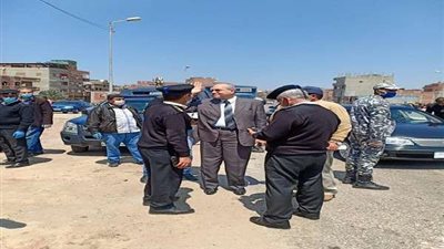 بالصور.. أمن دمياط يشن حملة لإزالة المباني المخالفة بمركز كفر البطيخ